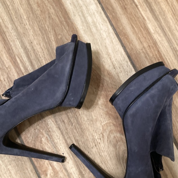 Used Gianni Bini platform Heels - Picture 7 of 7